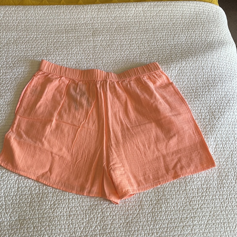 NWT Universal Thread High Waisted Coral Cotton Shorts (L) - Picture 3 of 7